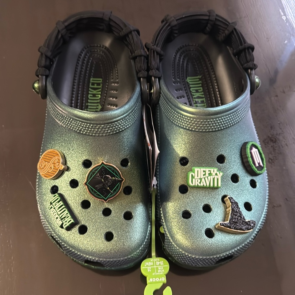 Crocs x wicked